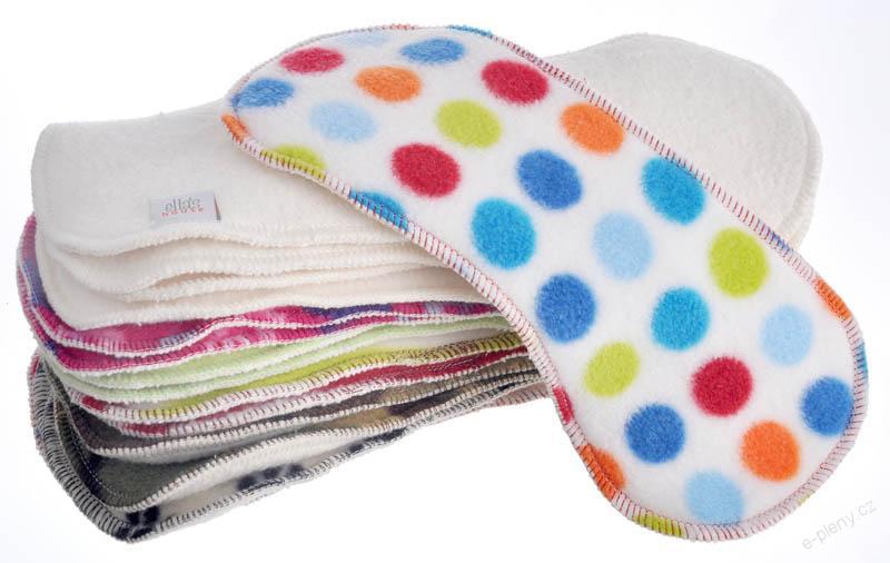 Ella's house Bum Booster - vkládací plena fleece - Růžová srdce